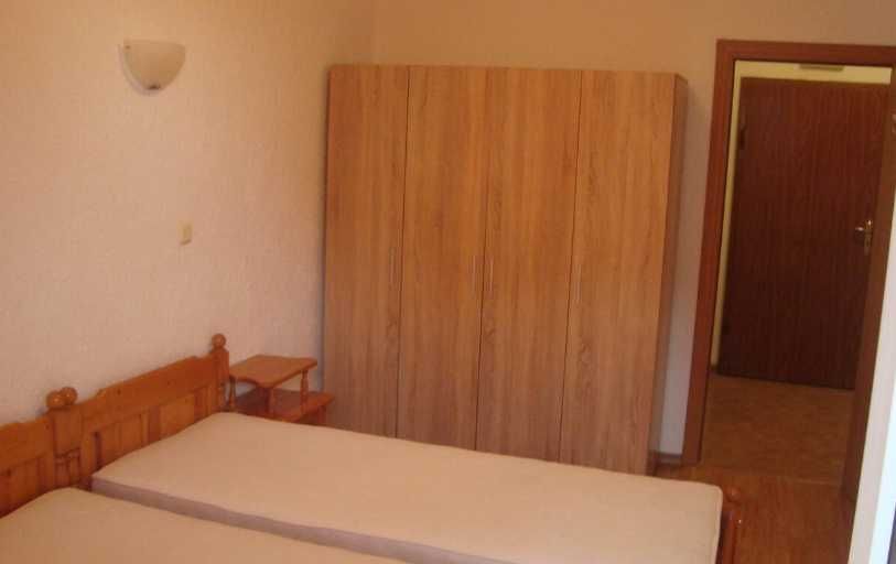 Дава се под наем Двустаен апартамент в Бургас, Изгрев - 50 кв.м за 81.6 € - Снимка #4