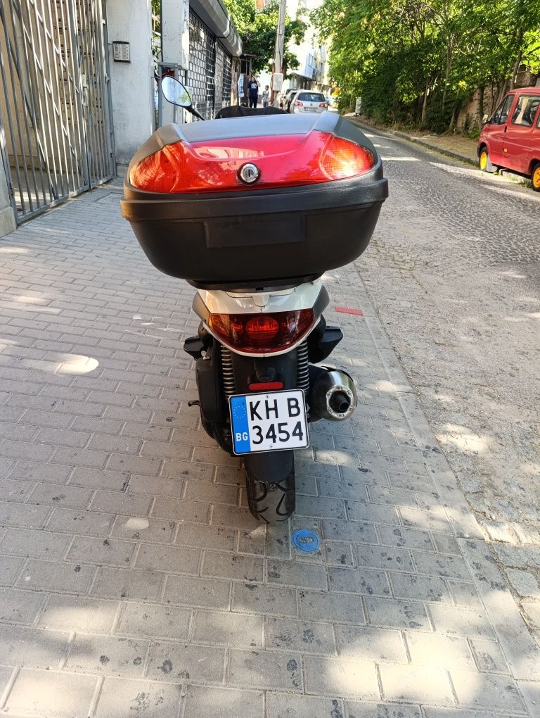 Piaggio Beverly 125