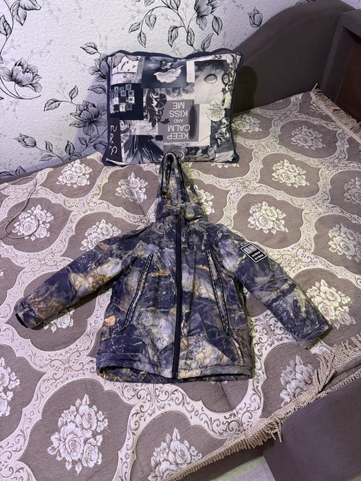 Продам детскую куртку ростовка 110 см