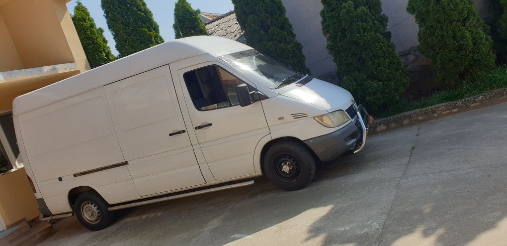 Mercedes sprinter