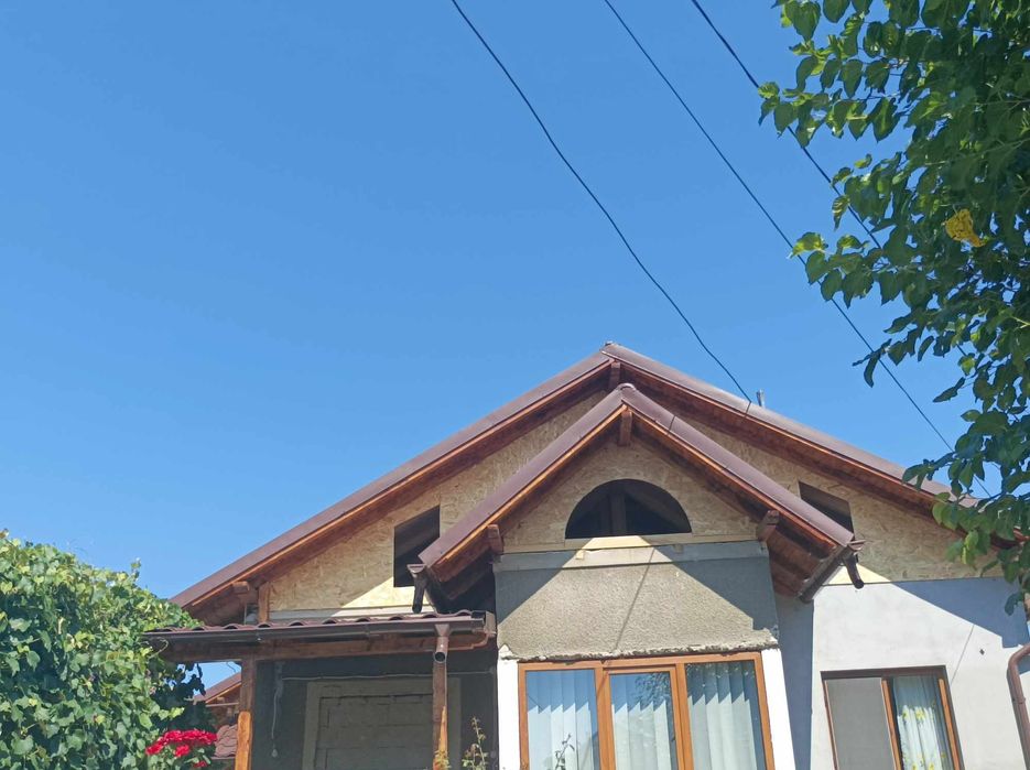 Executăm în principal lucrări de construcții și montaj (reparații) aco