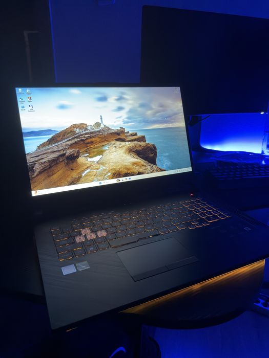 Laptop Gaming ASUS ROG Strix G731GT-AU004