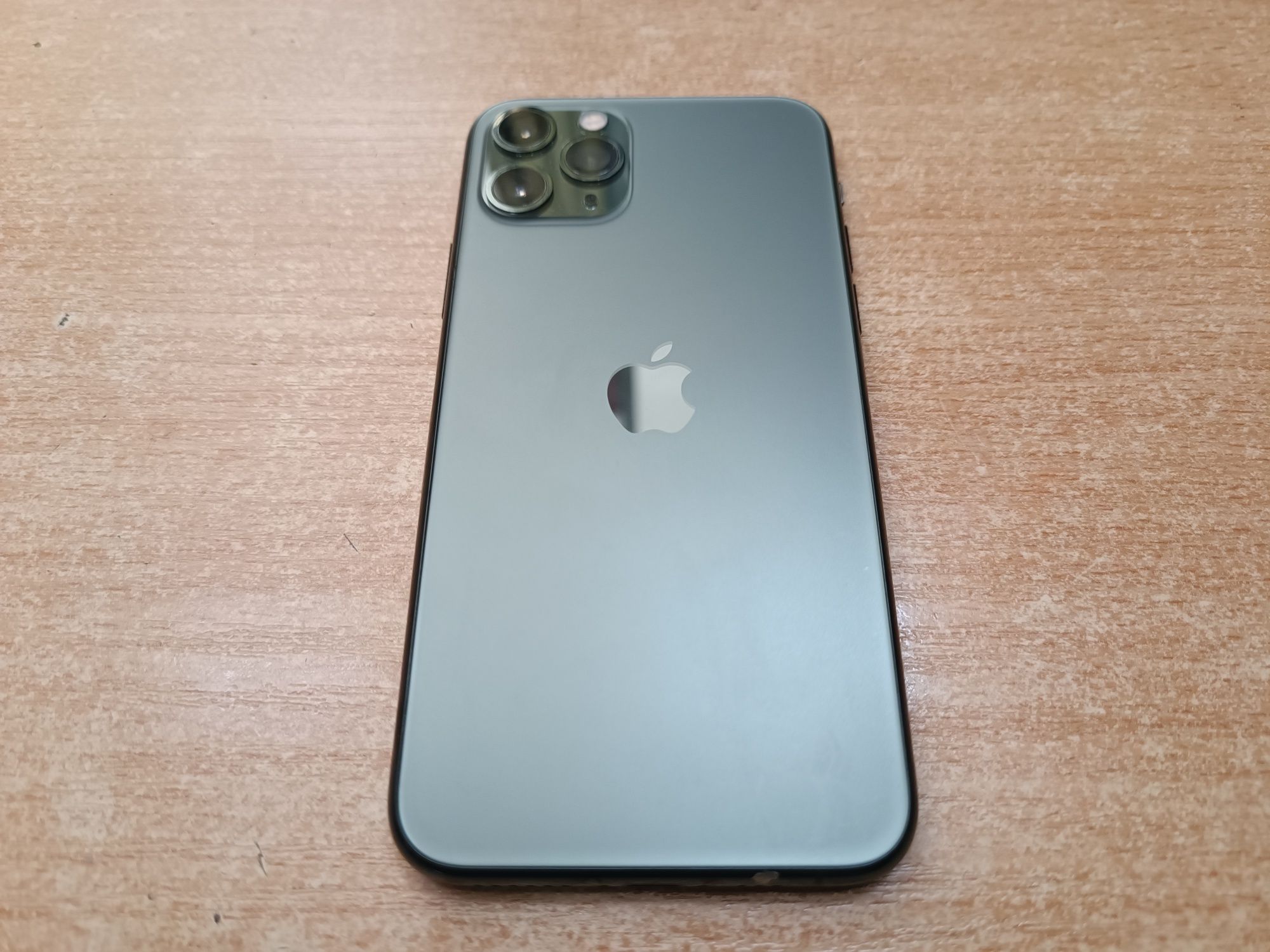 Iphone 11 PRO 64gb , 75% батерия