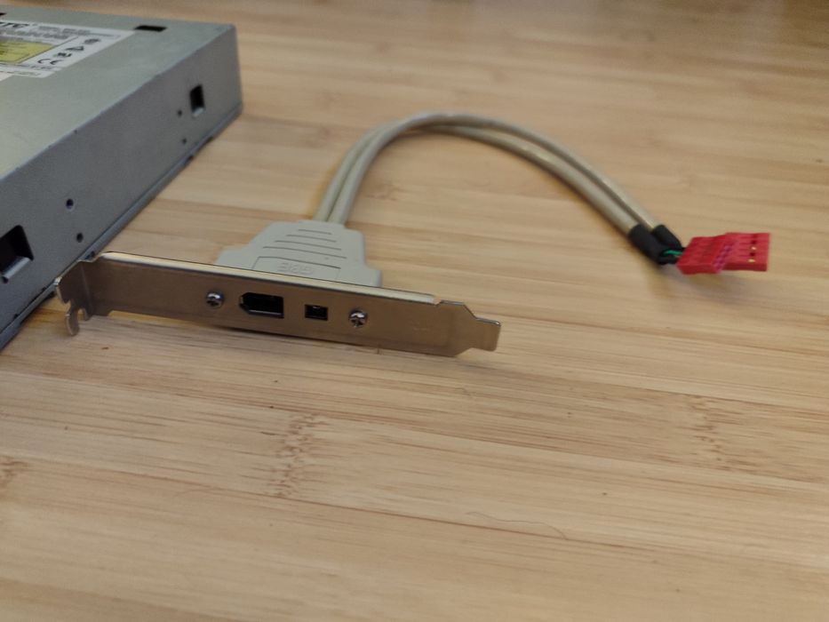 Части за стационарен компютър