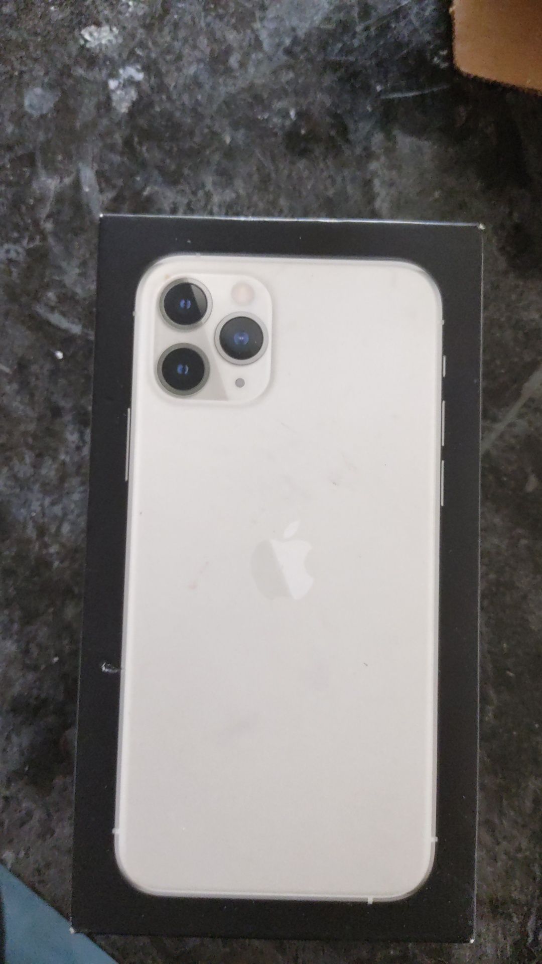 Iphone 11 pro 64 GB