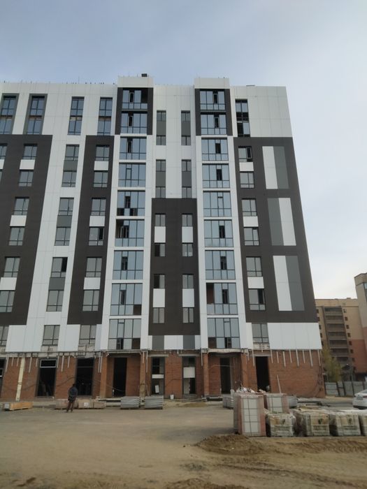 Продаётся 1 комн. квартира. мкр. Береке. Недорого.