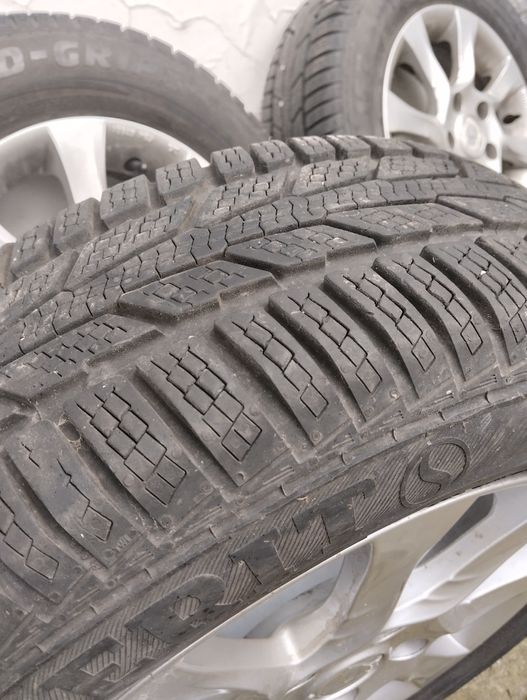 Джанти с гуми 15ки 5х114,3 mazda