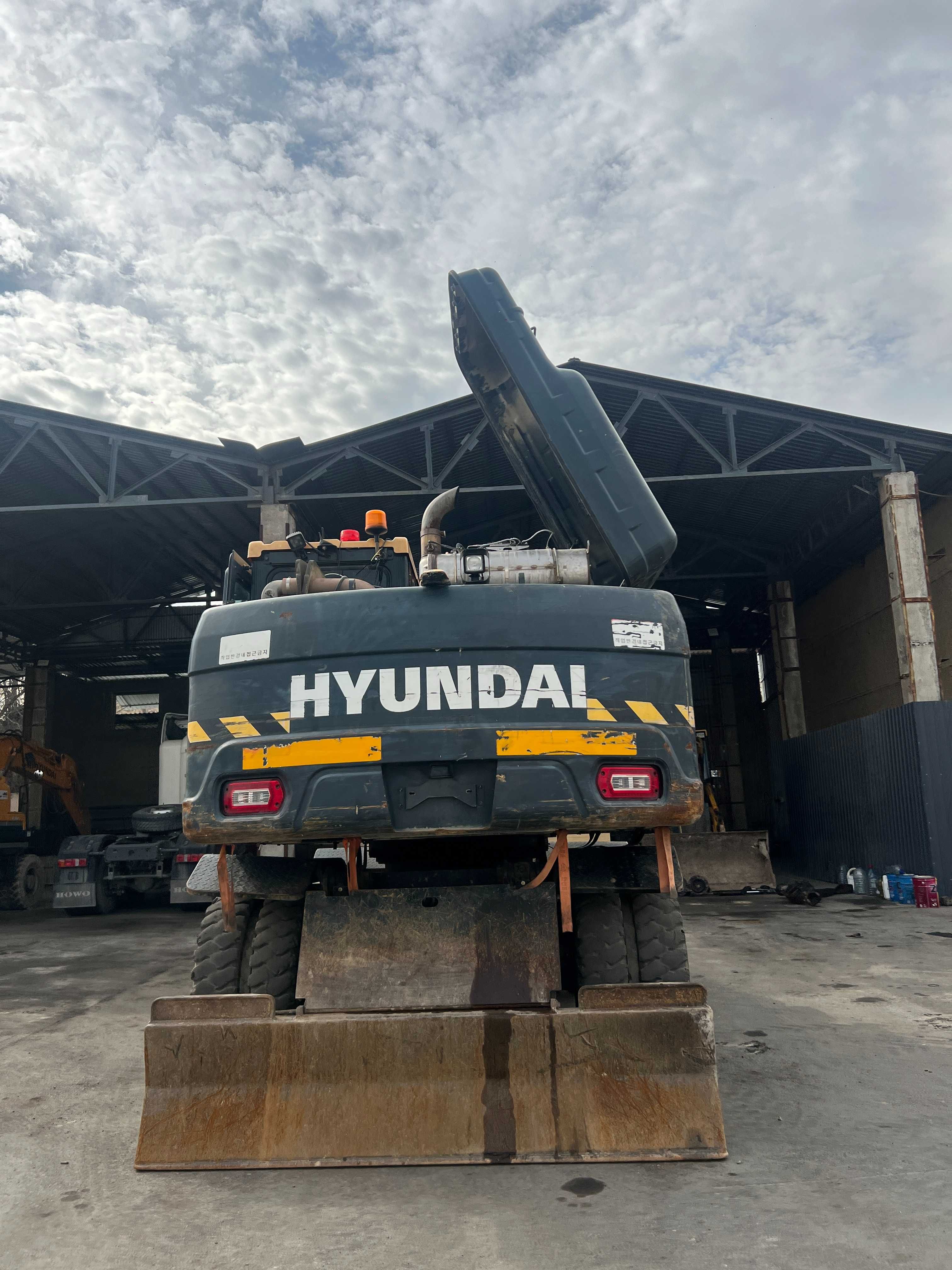 Экскаватор из Кореи Hyundai R145W 0.52 куба. Kredit/Lizing