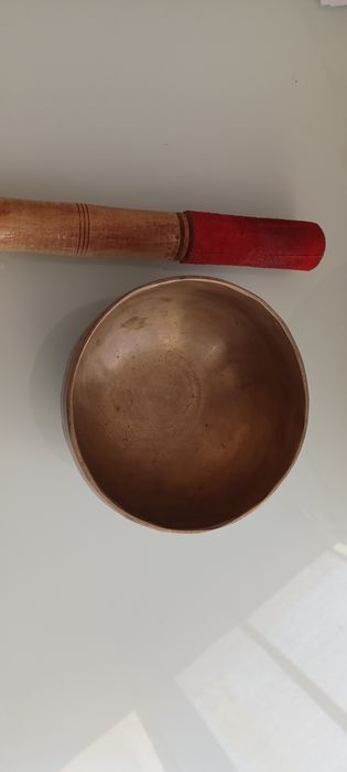 Тибетска пееща купа