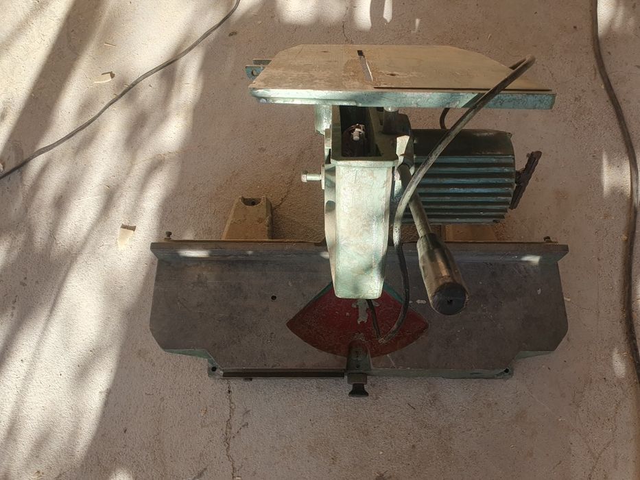 Tarsovka sotiladi 45° burchak kesadi