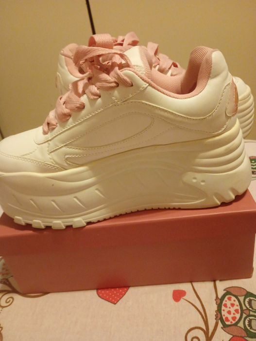 Pantofi sport cu platforma Bershka