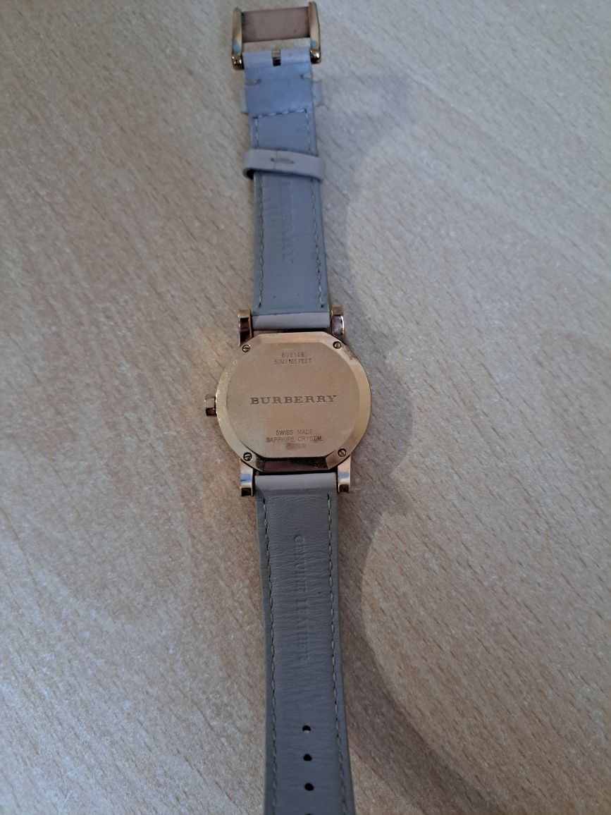 Vând ceas burberry