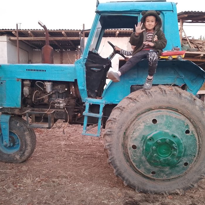 Mtz 80 sotiladi yaxshi