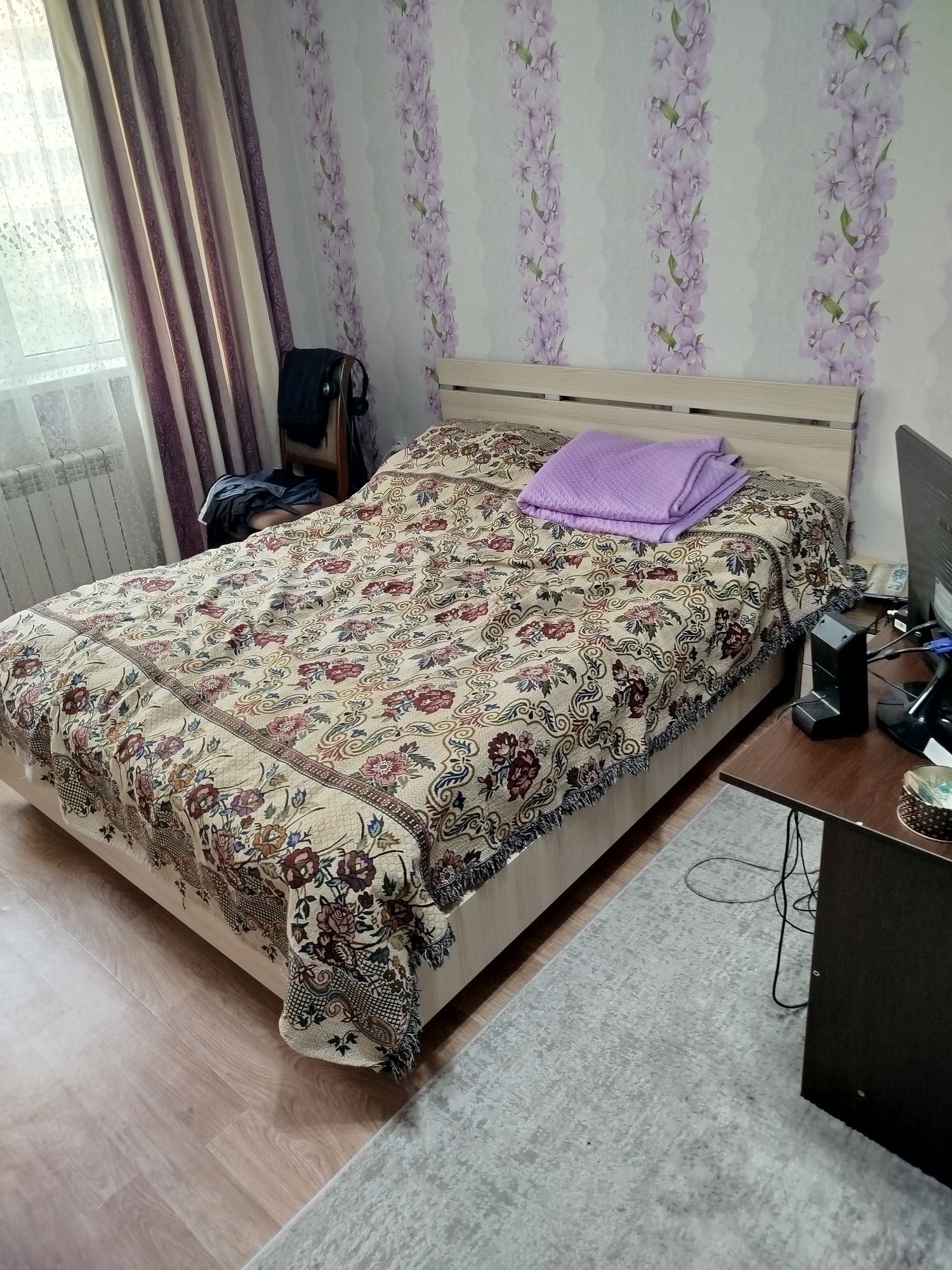 Мебель(Шкаф, Кровать,Тумбочка, Трюмо)