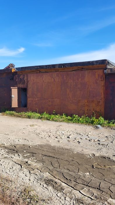 Сдам большой гараж