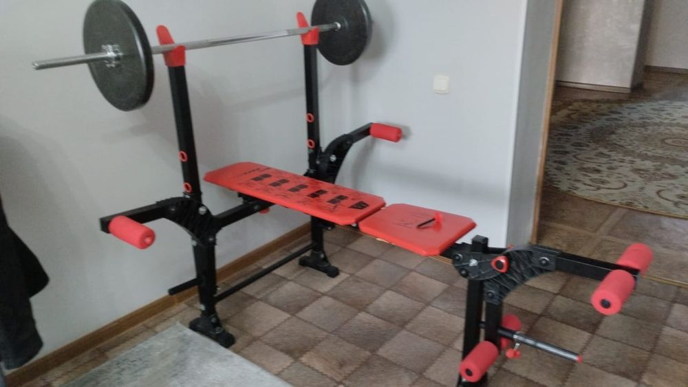 Спортивная гантеля с лежаком