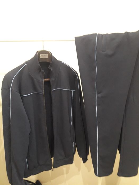 Спортивный костюм