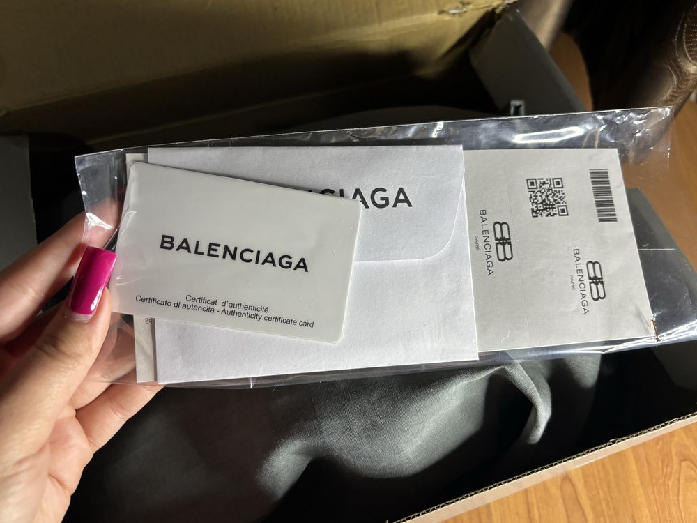 Balenciaga triple S