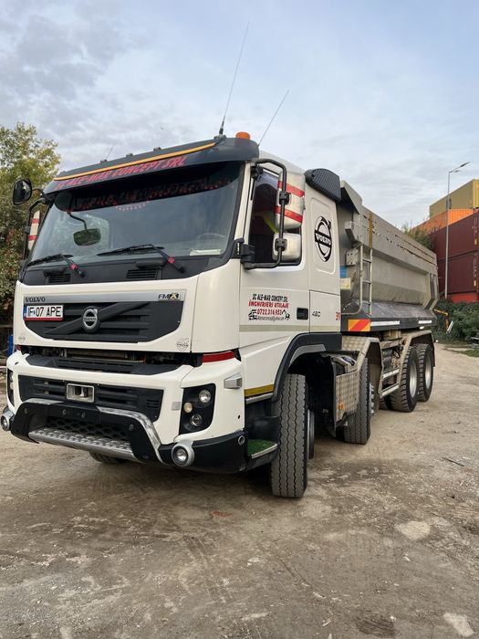 Volvo 8x4 autobasculanta