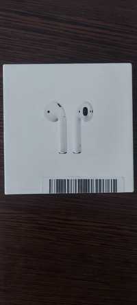 Apple AirPods  (2nd Generation)
