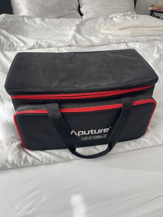 lumina Aputure LightStorm 120D II