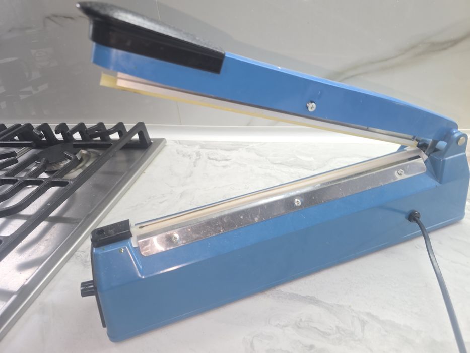 Запайщик для пакетов . Пакет ёпиштириш учун ускуна