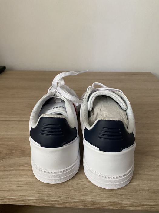 pantofi lacoste europa