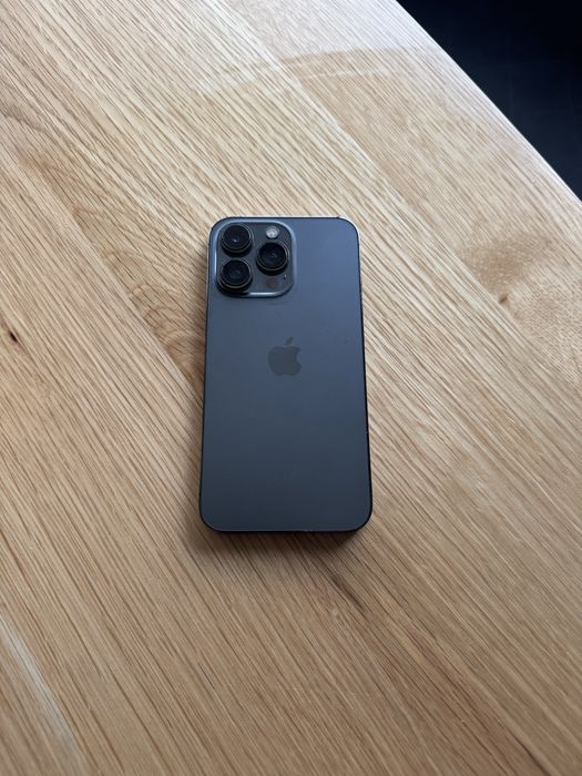 Продавам Iphone 13 pro