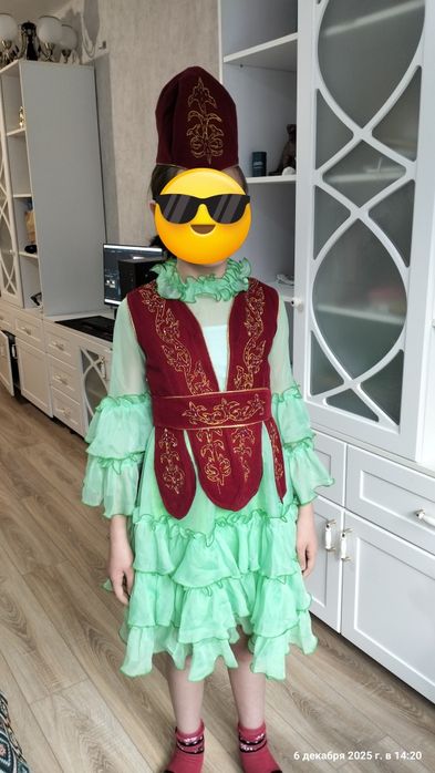 Казахский национальный костюм. Для девочки.  5-7 лет.