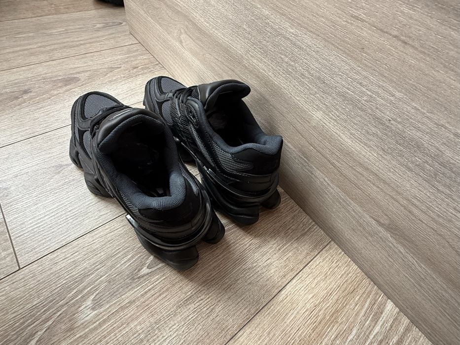 New Balance 9060 Triple Black Leather