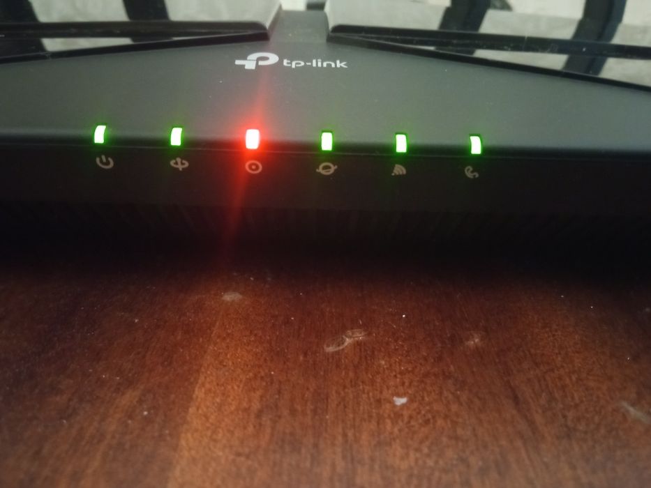 Продам wifi роутер в хорошем состоянии рабочий   wifi router sotiladi
