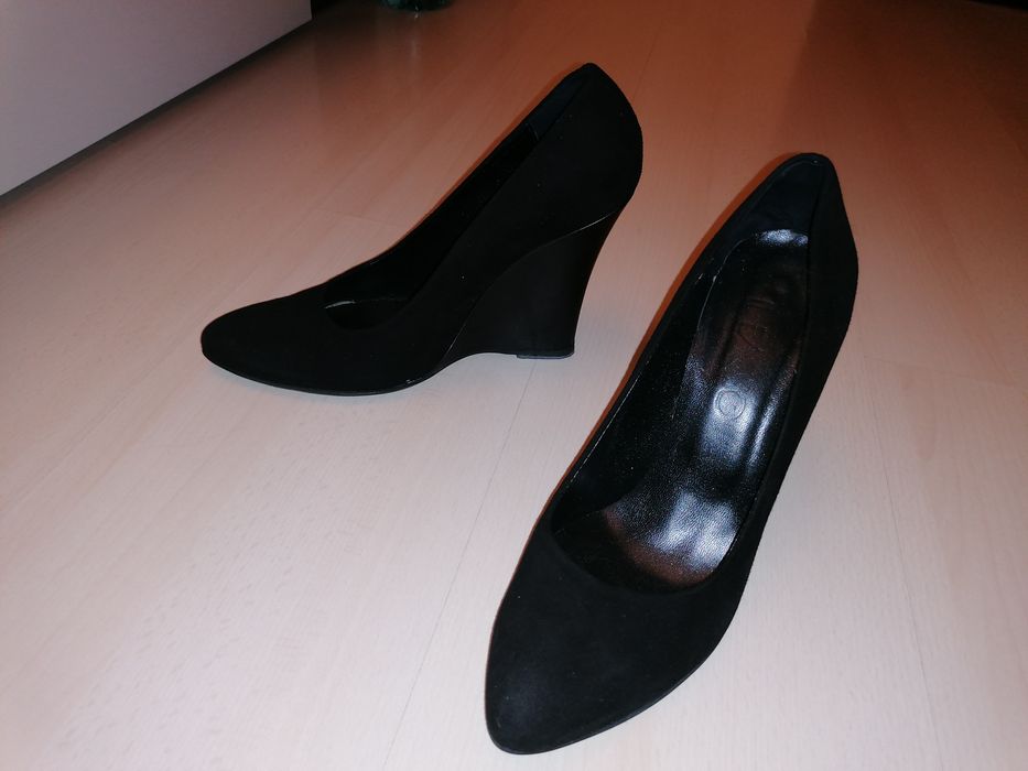 Pantofi dama toc Cristhelen B catena 804-91  din piele intoarsa marime