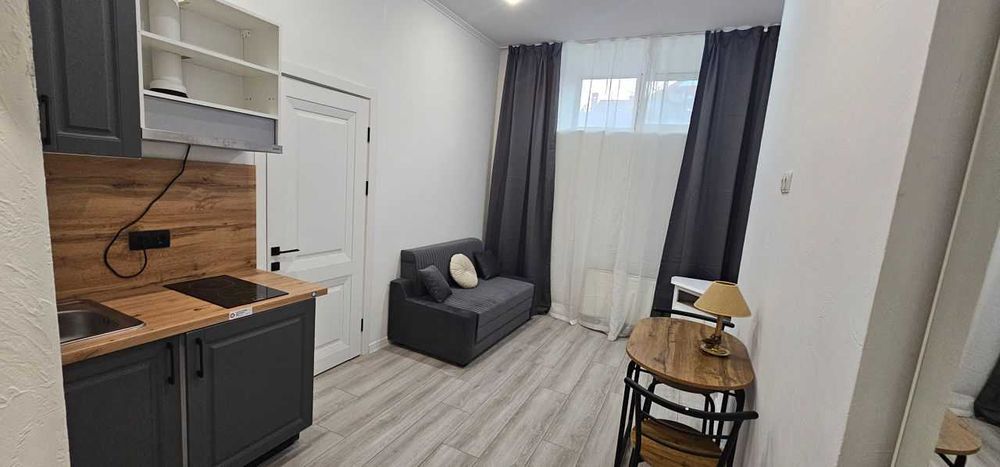 Дава се под наем Едностаен апартамент в София, Център - 32 кв.м за 350 € - Снимка #2