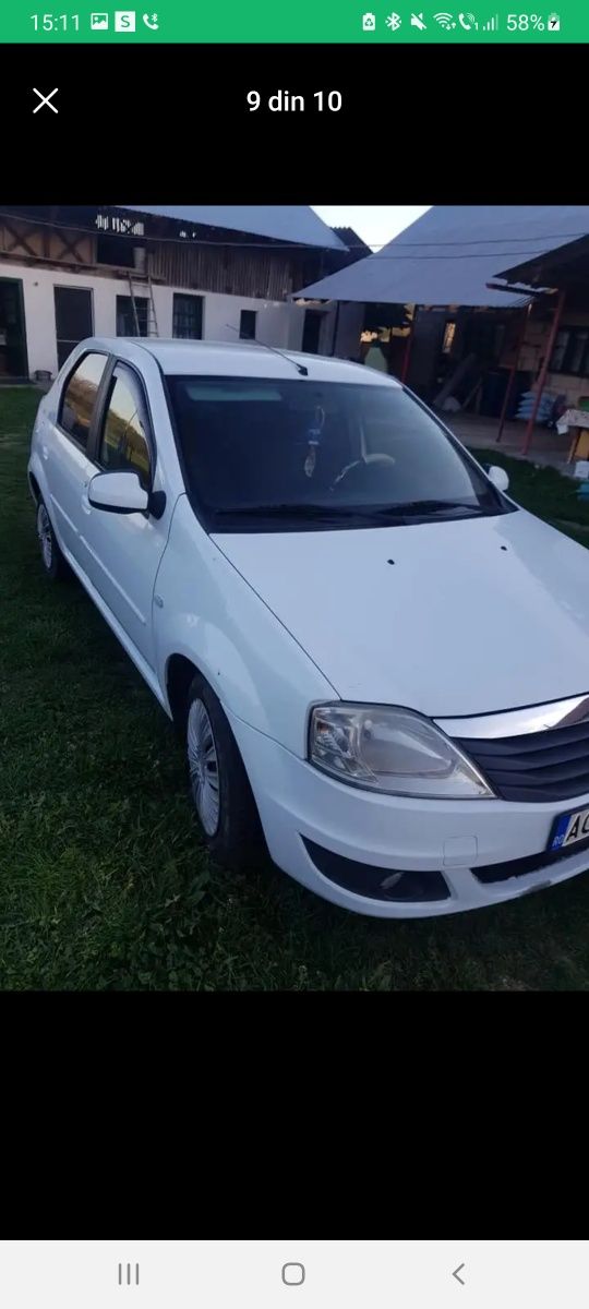 Vând Dacia logan