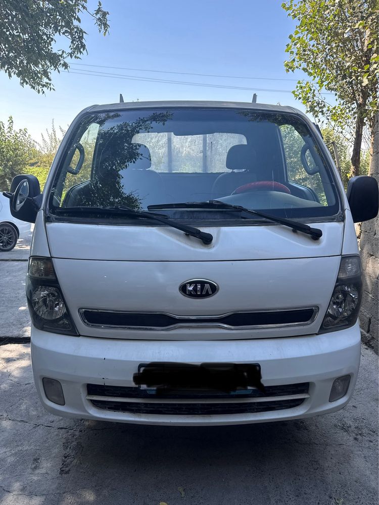 KIA BONGO 1.2tn sotiladi