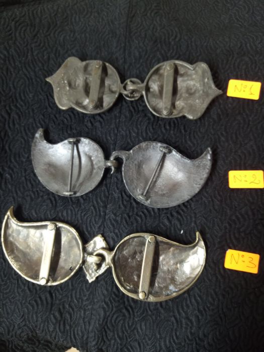 Продавам пафти/чапрази-цвят "старо злато" -нови