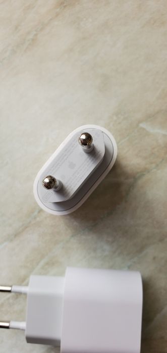 Блок питания для телефона