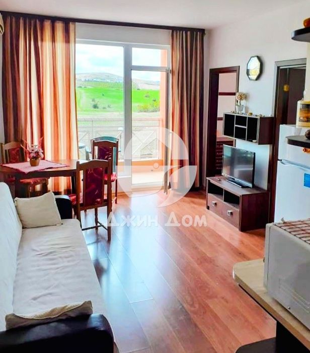 Тристаен апартамент в ПАНОРАМА ПЛАНИНА к-с „Съни Дей 6“, к.к. Сл. бряг