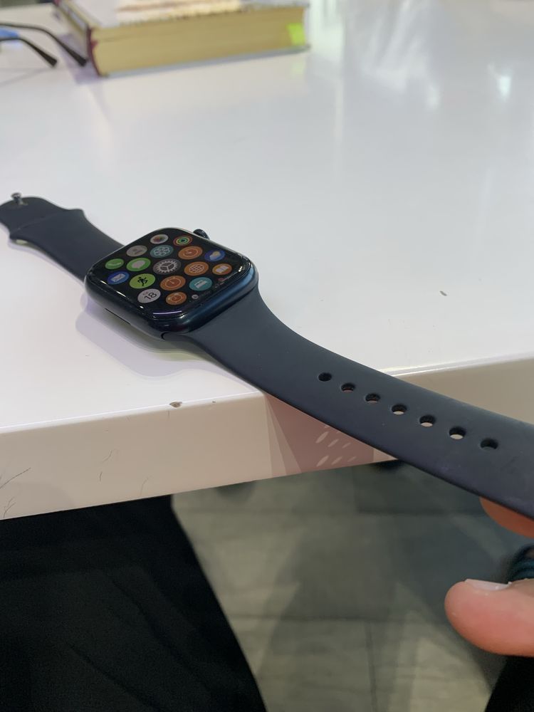 Apple watch series 7