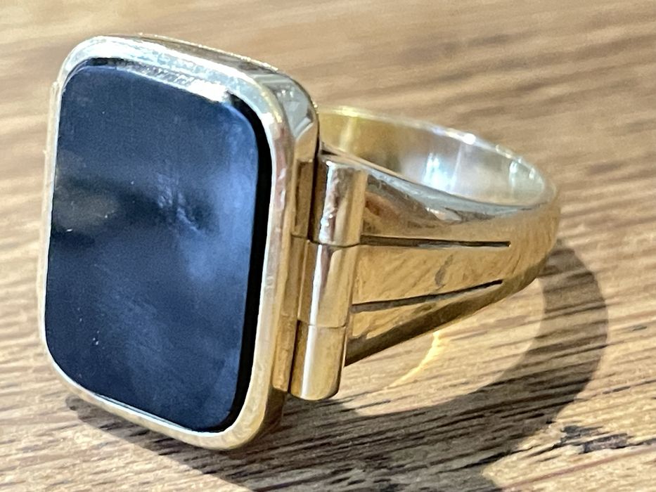 Inel aur 14k onix, cu caseta.