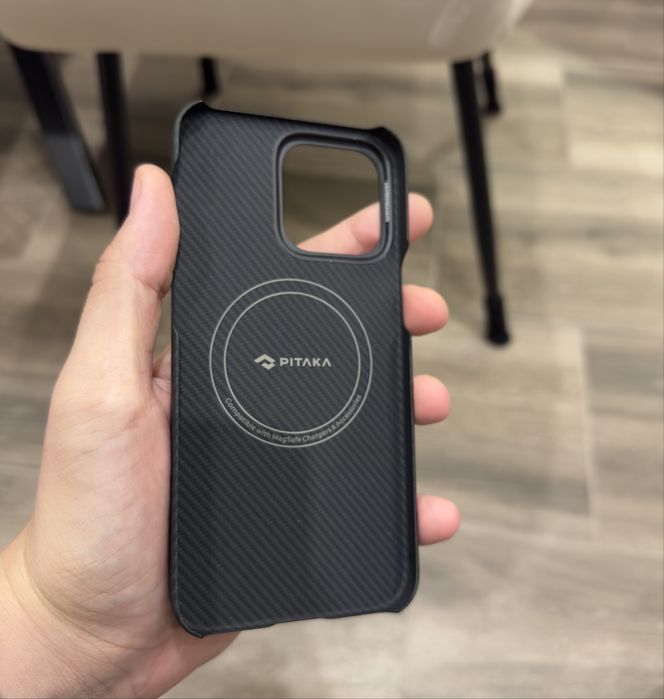 Тънак Карбонов Кейс - Pitaka - iPhone 15 Pro max