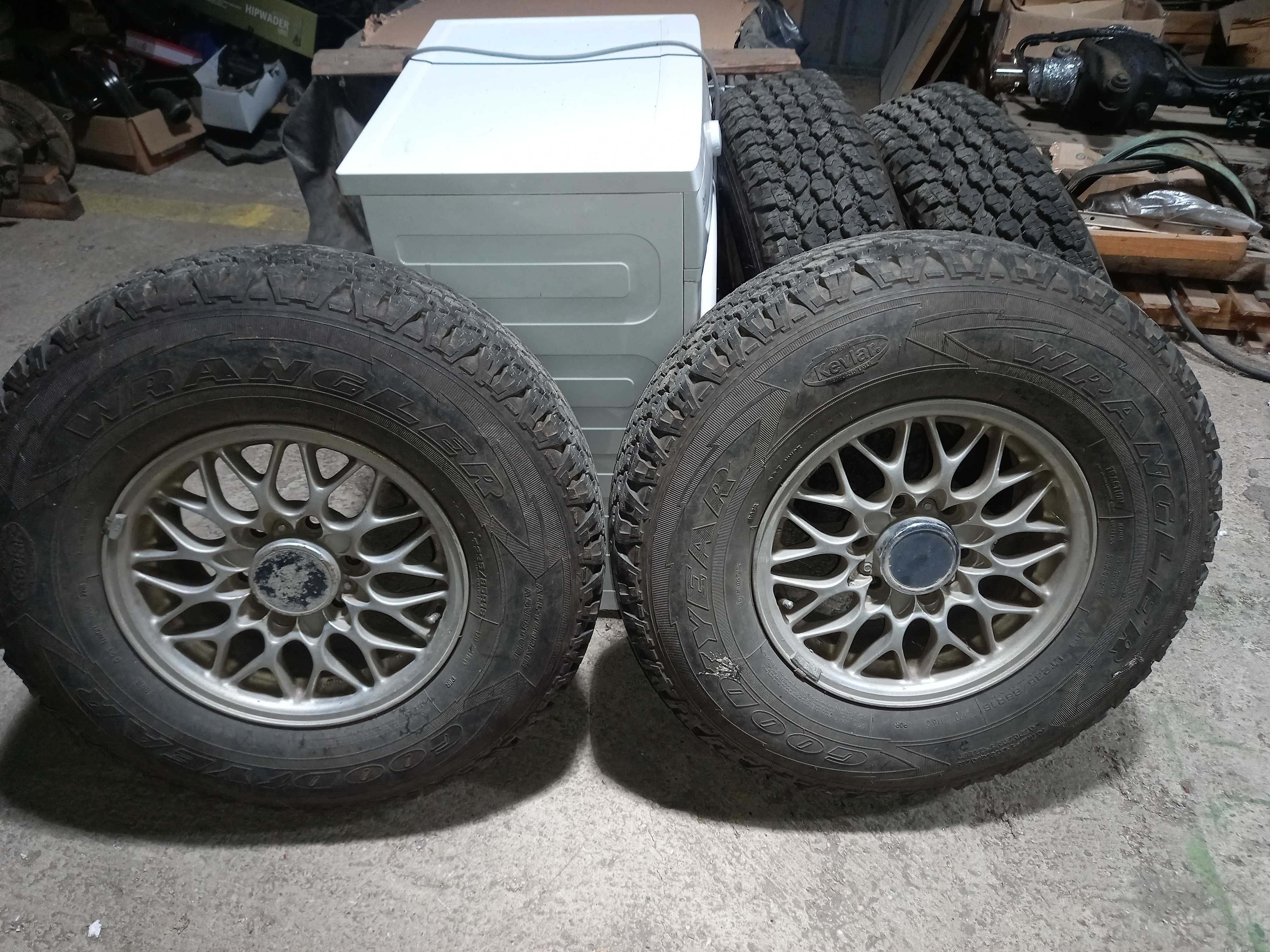 Isuzu trooper на части