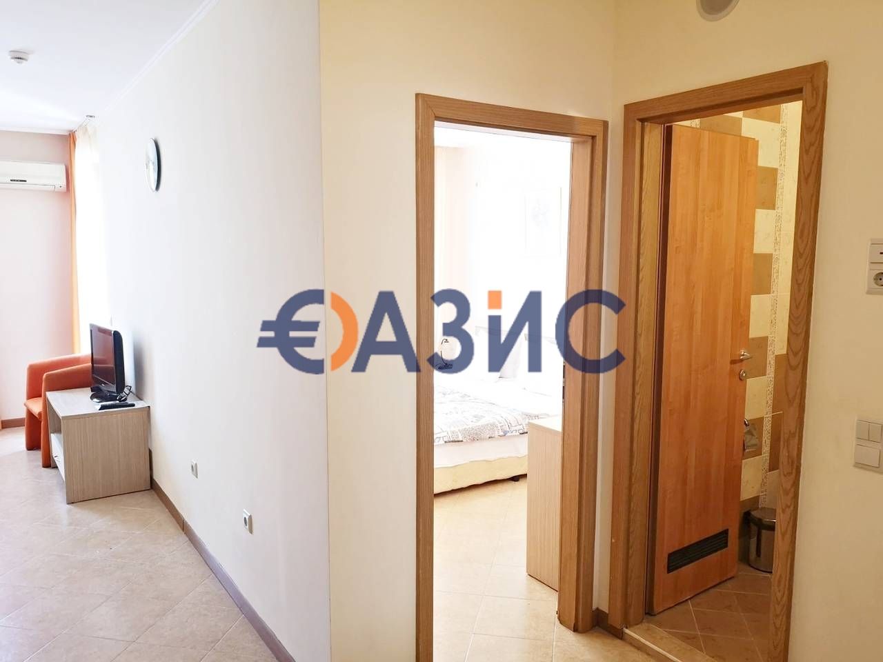 Продава се Двустаен апартамент в к.к. Слънчев бряг - 55 кв.м за 1291 €/кв.м - Снимка #8