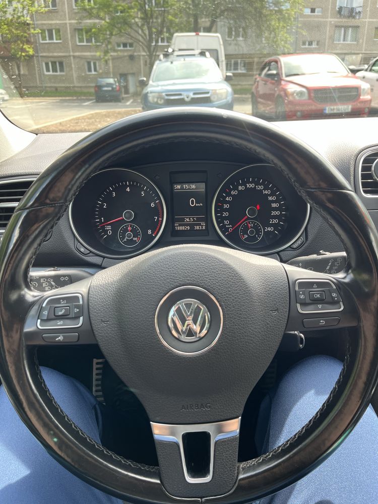 Volkswagen Golf VI 1.4 TSI 122 CP cu GPL