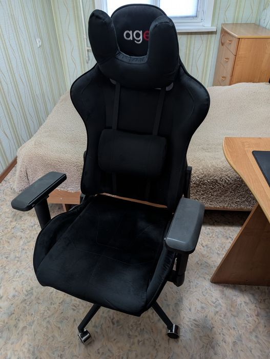 Компьютерное кресло