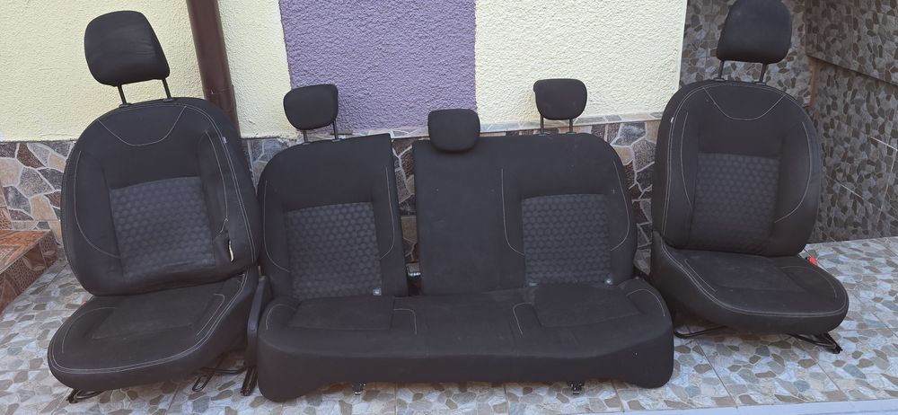 Vând scaune Dacia Sandero an 2016