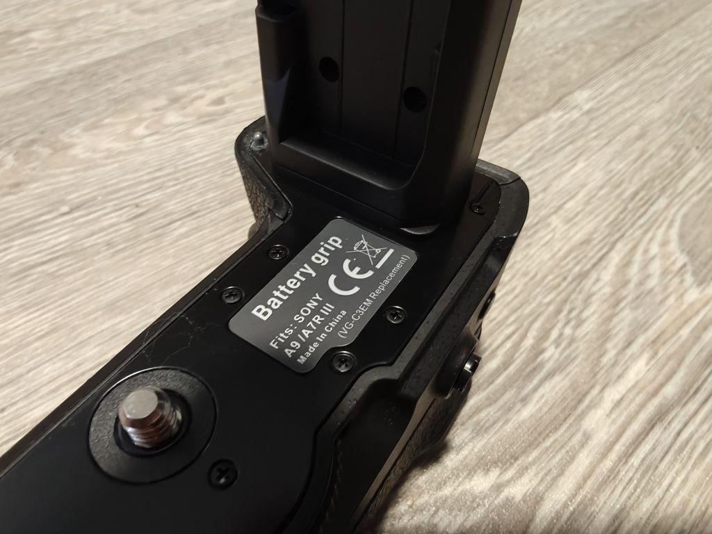 Mcoplus Battery grip A9 A7RIII A7III