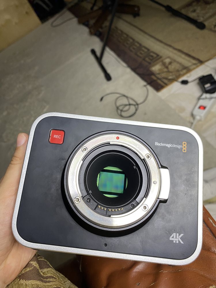 Продам Blackmagic 4k production camera