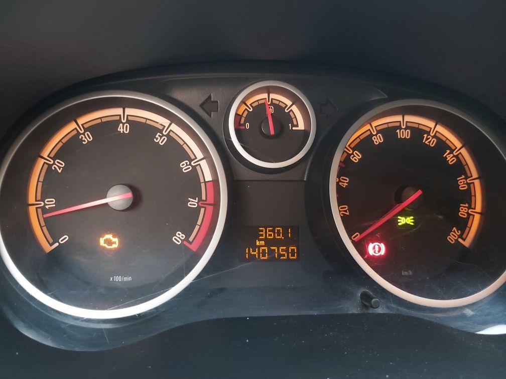 Opel Corsa D, 2009