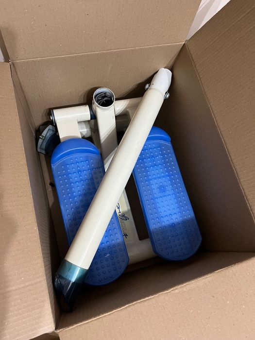 Stepper fitness cu sprijin